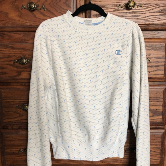 Champion Sweaters - CHAMPION Crewneck